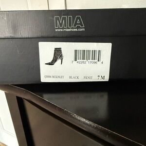 MIA Women's Black Knit Shoes